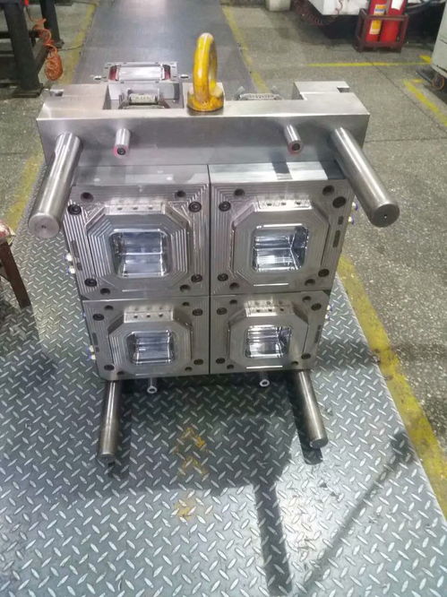 廣州塑膠模具廠 以一流服務(wù)鑄就客戶完全滿意